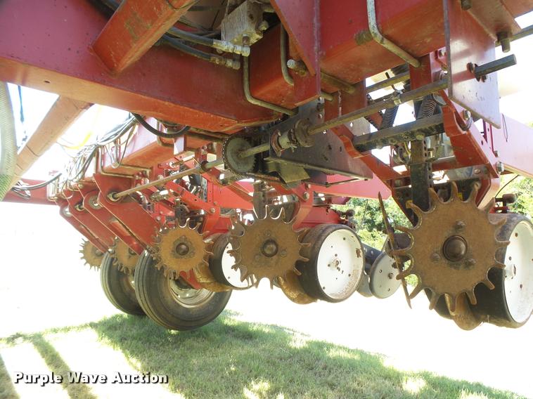 image for item DB2550 1997 White 6186 planter