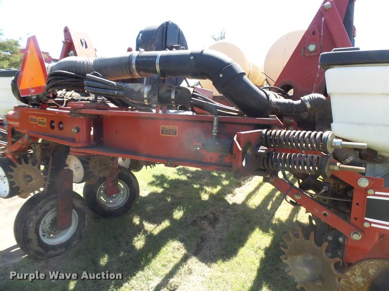 image for item DB2550 1997 White 6186 planter