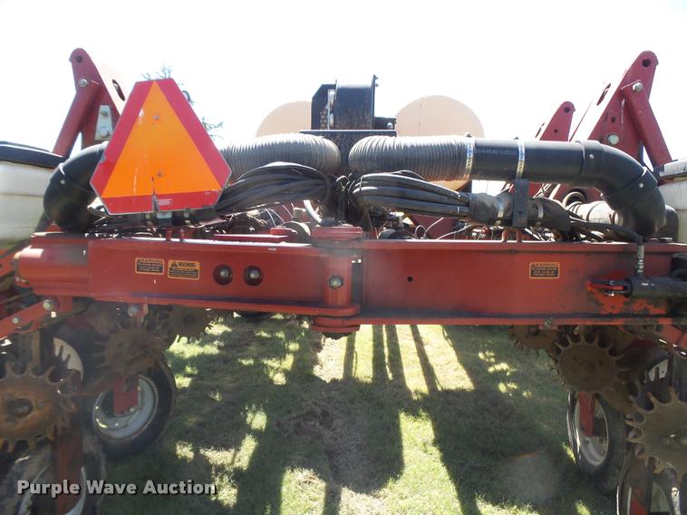 image for item DB2550 1997 White 6186 planter