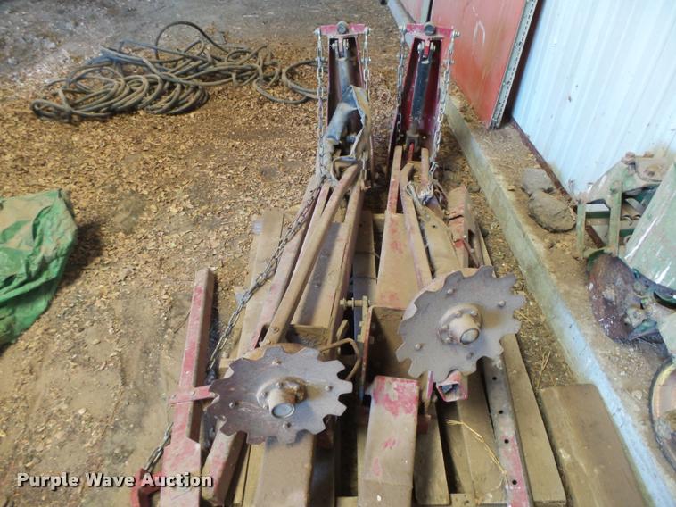 image for item DB2550 1997 White 6186 planter