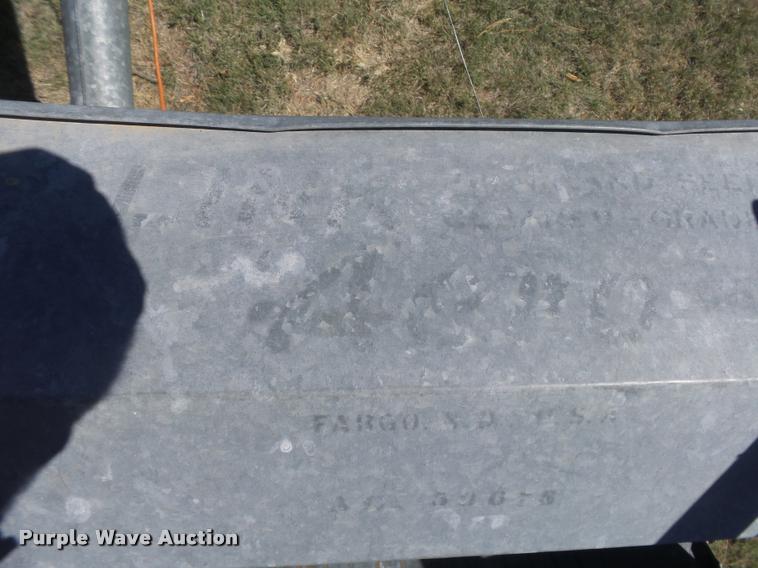 image for item DB2553 Gleaner Link Aero seed cleaner