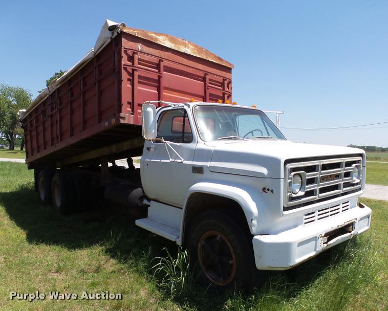 image for item DB4000 1974 GMC C6500 grain truck