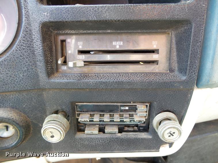 image for item DB4000 1974 GMC C6500 grain truck