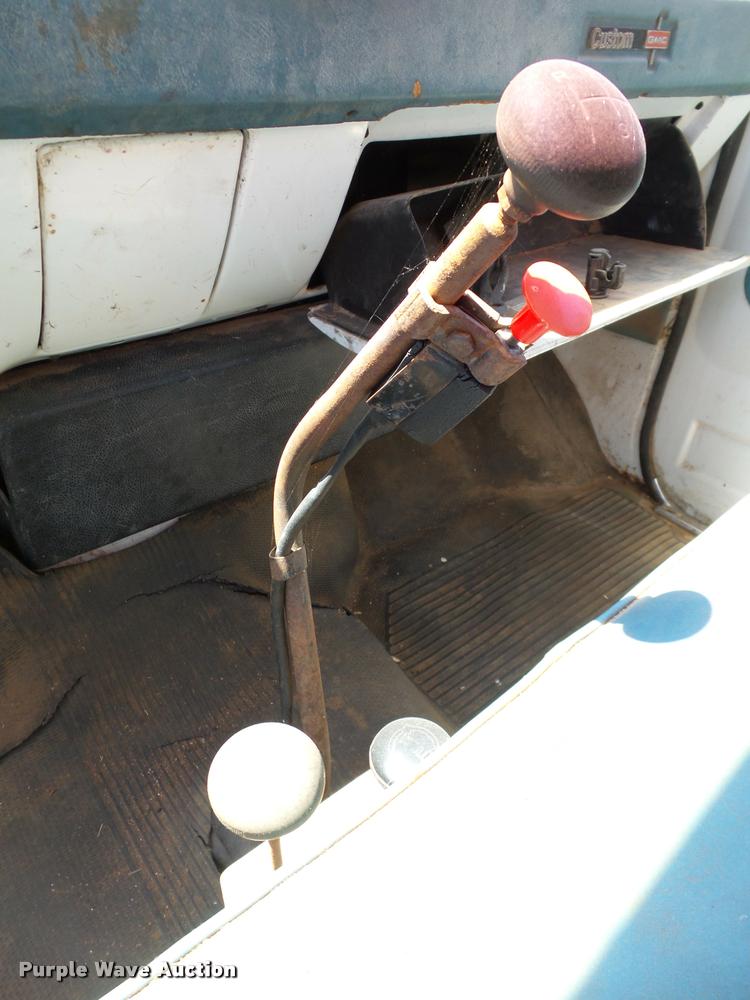 image for item DB4000 1974 GMC C6500 grain truck