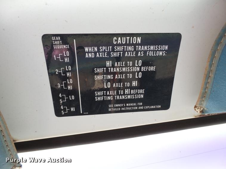 image for item DB4000 1974 GMC C6500 grain truck