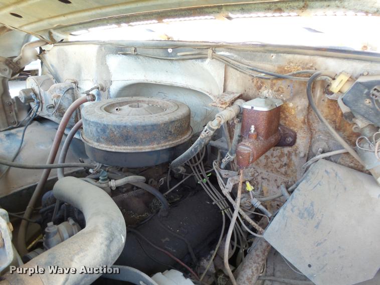 image for item DB4000 1974 GMC C6500 grain truck