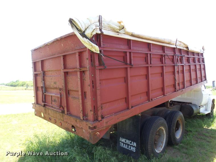 image for item DB4000 1974 GMC C6500 grain truck