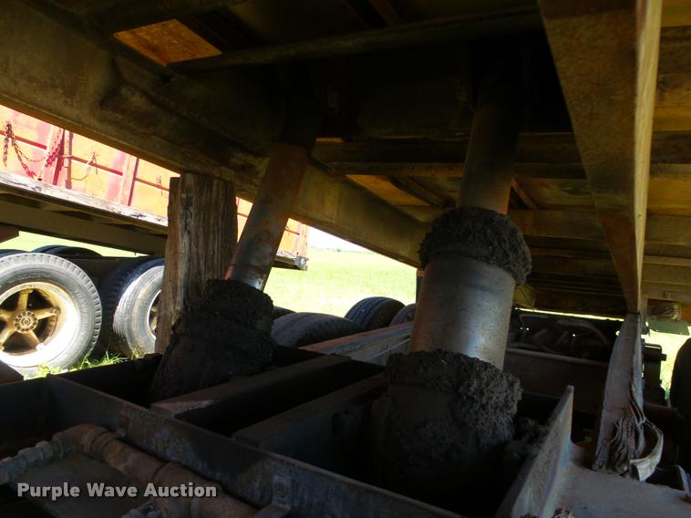 image for item DB4000 1974 GMC C6500 grain truck