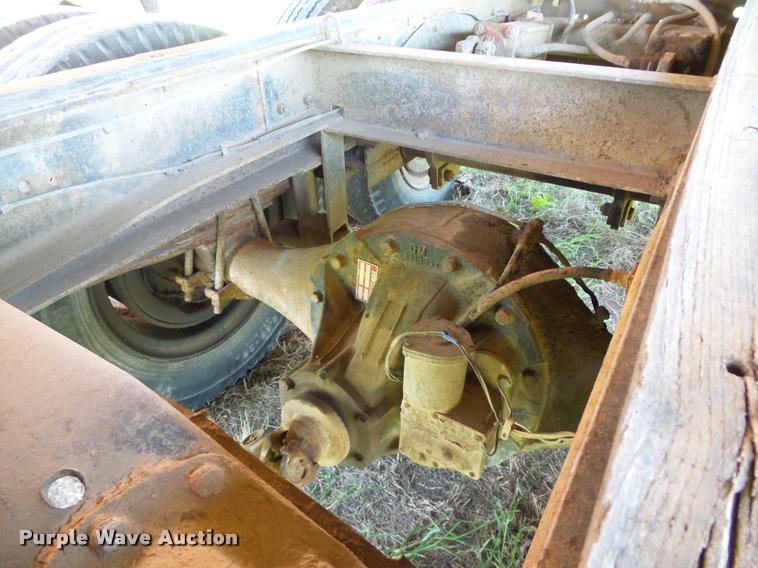 image for item DB4000 1974 GMC C6500 grain truck