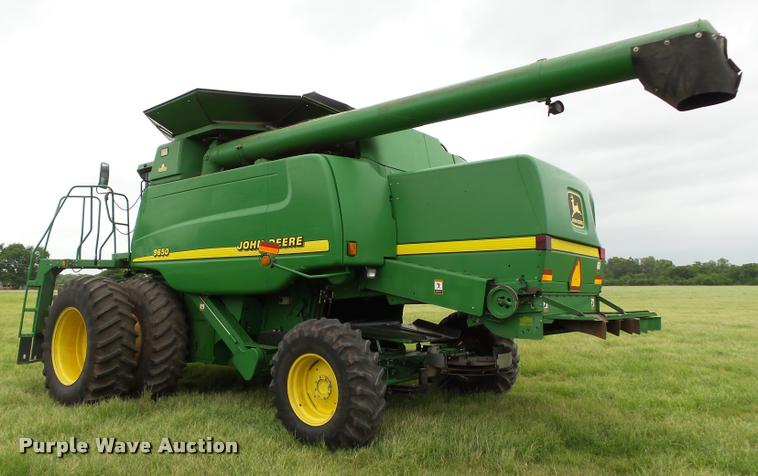 image for item DB4003 2000 John Deere 9650 walker combine