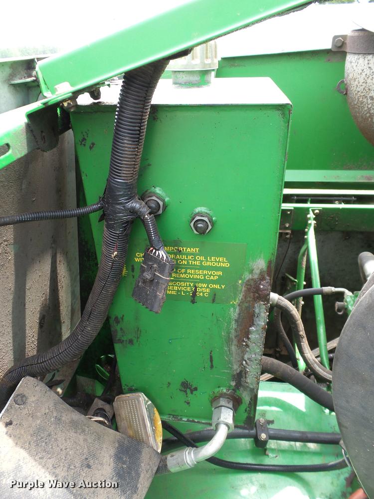 image for item DB4003 2000 John Deere 9650 walker combine