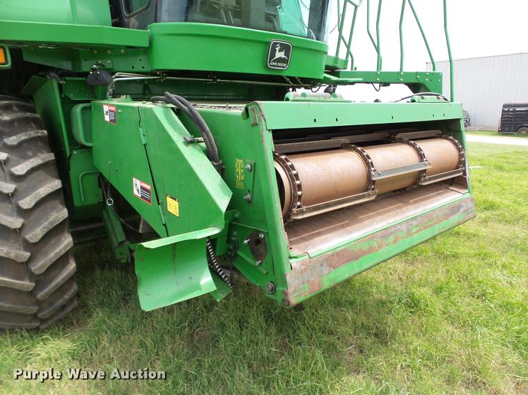 image for item DB4003 2000 John Deere 9650 walker combine