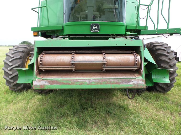 image for item DB4003 2000 John Deere 9650 walker combine
