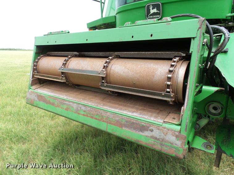 image for item DB4003 2000 John Deere 9650 walker combine