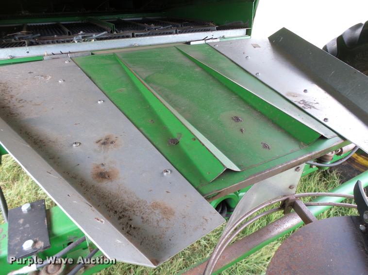 image for item DB4003 2000 John Deere 9650 walker combine