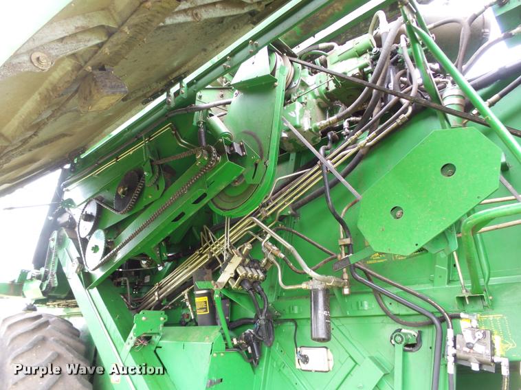 image for item DB4003 2000 John Deere 9650 walker combine