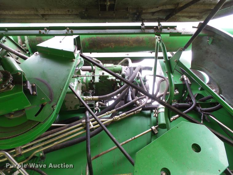 image for item DB4003 2000 John Deere 9650 walker combine