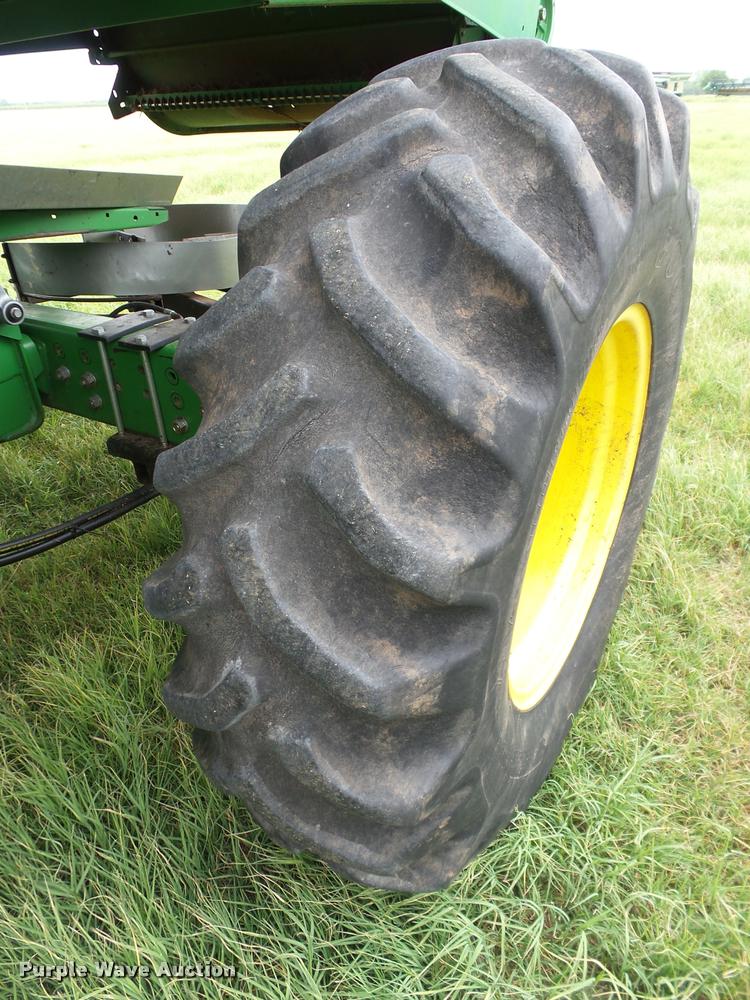 image for item DB4003 2000 John Deere 9650 walker combine