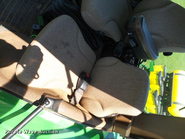 image for item DB4004 2007 John Deere 7830 MFWD tractor