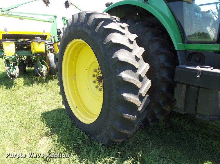 image for item DB4004 2007 John Deere 7830 MFWD tractor