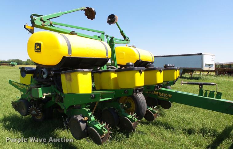 image for item DB4005 1998 John Deere 1760 Conservation no-till planter
