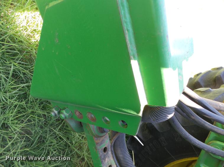 image for item DB4005 1998 John Deere 1760 Conservation no-till planter