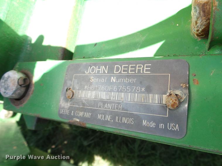 image for item DB4005 1998 John Deere 1760 Conservation no-till planter