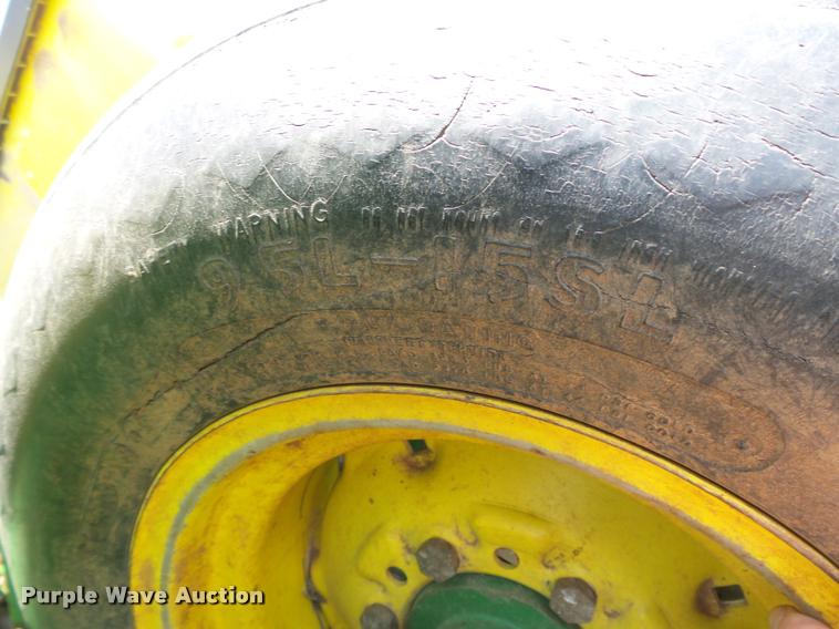 image for item DB4005 1998 John Deere 1760 Conservation no-till planter