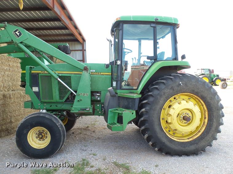 image for item DB4006 1993 John Deere 7800 tractor