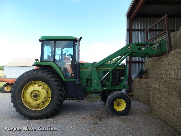 image for item DB4006 1993 John Deere 7800 tractor