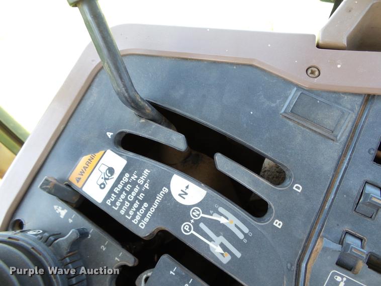 image for item DB4006 1993 John Deere 7800 tractor