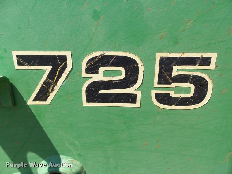 image for item DB4006 1993 John Deere 7800 tractor