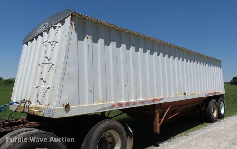 image for item DB4009 1992 Jet double hopper grain trailer