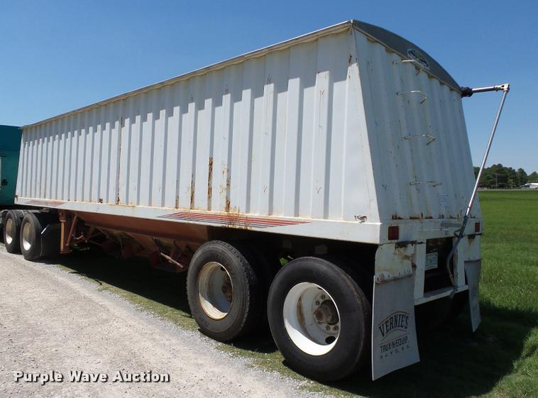 image for item DB4009 1992 Jet double hopper grain trailer