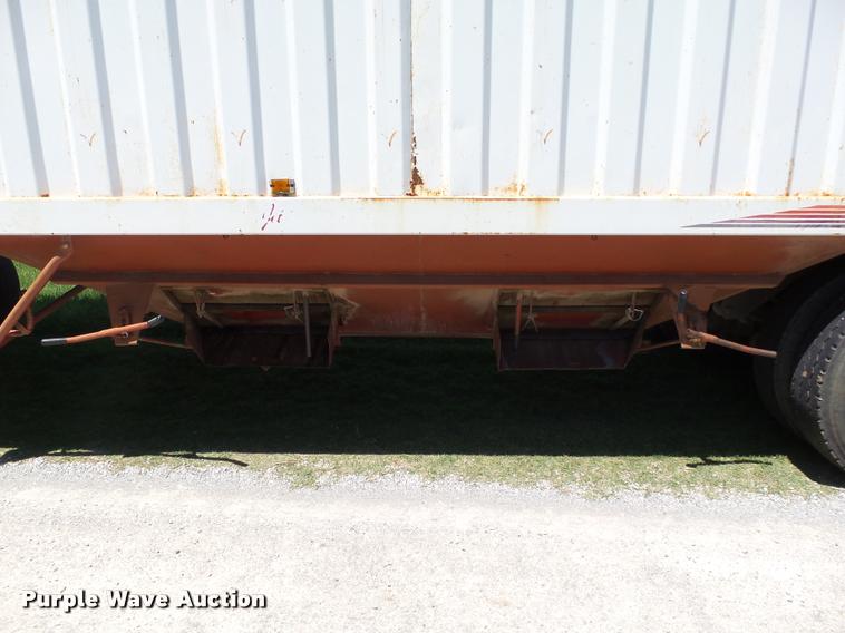 image for item DB4009 1992 Jet double hopper grain trailer