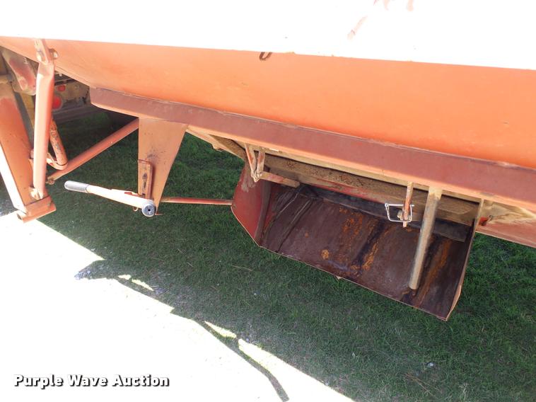 image for item DB4009 1992 Jet double hopper grain trailer