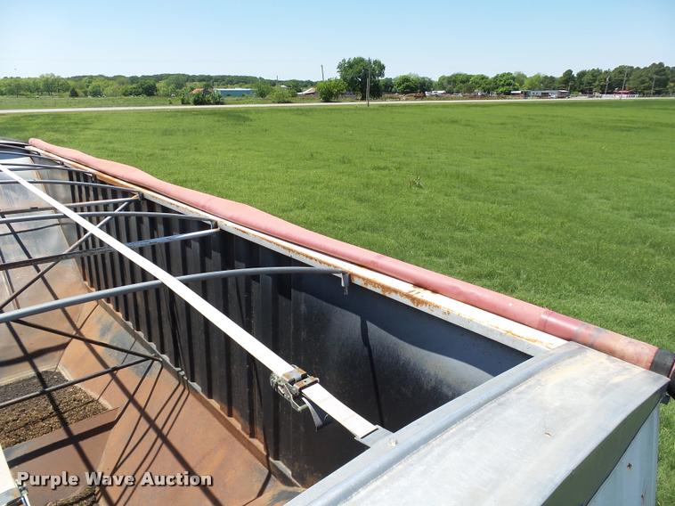 image for item DB4009 1992 Jet double hopper grain trailer