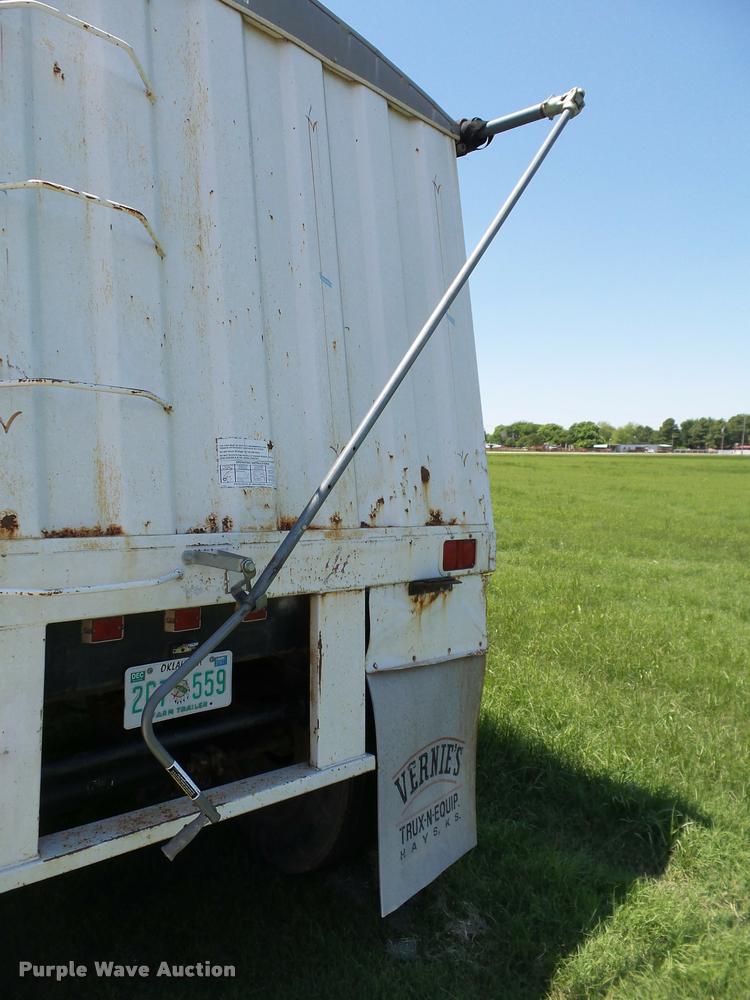 image for item DB4009 1992 Jet double hopper grain trailer