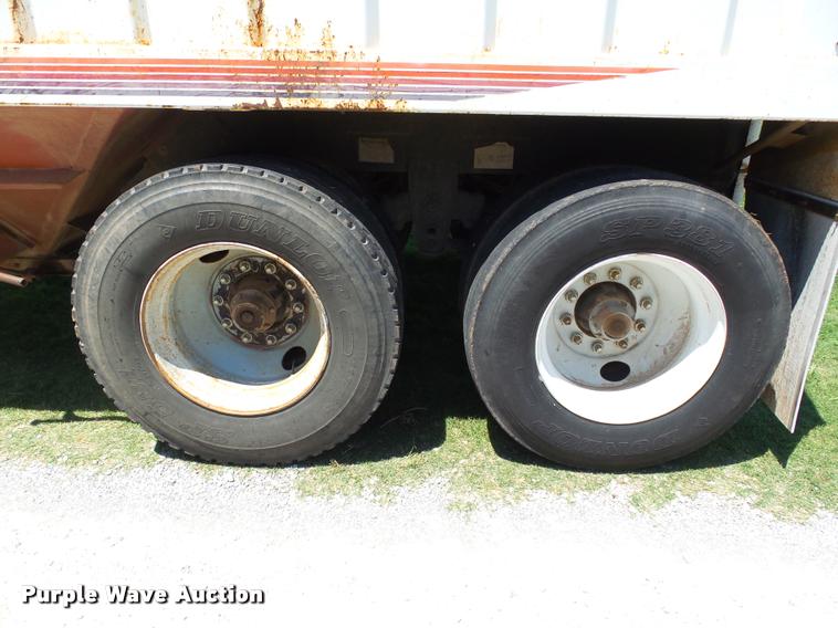 image for item DB4009 1992 Jet double hopper grain trailer