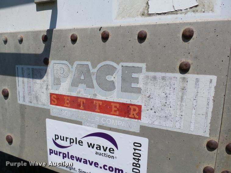 image for item DB4010 1987 Wilson DWH-100 Pace Setter double hopper grain trailer