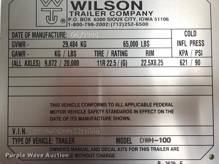 image for item DB4010 1987 Wilson DWH-100 Pace Setter double hopper grain trailer