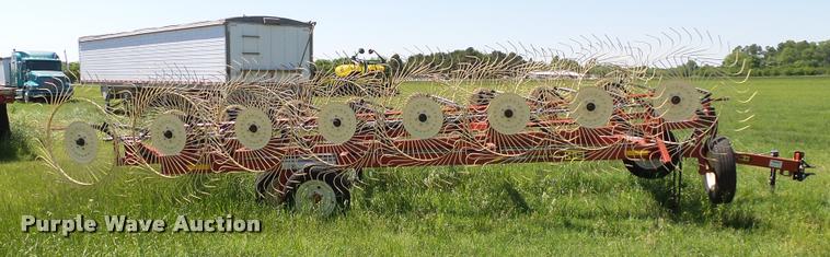 image for item DB4011 H&S BF16 hay rake