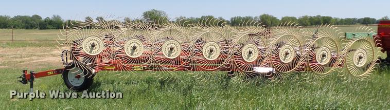 image for item DB4011 H&S BF16 hay rake