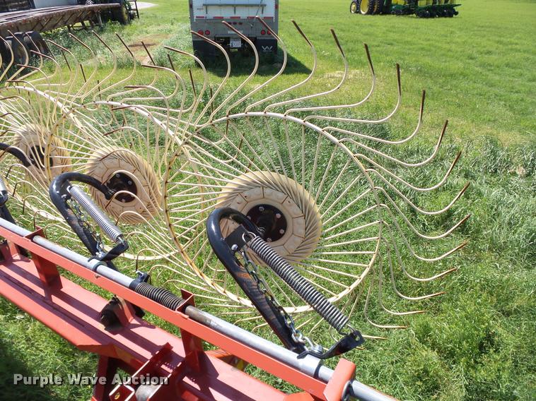 image for item DB4011 H&S BF16 hay rake