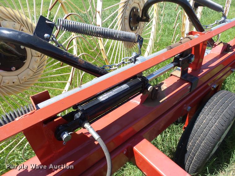 image for item DB4011 H&S BF16 hay rake