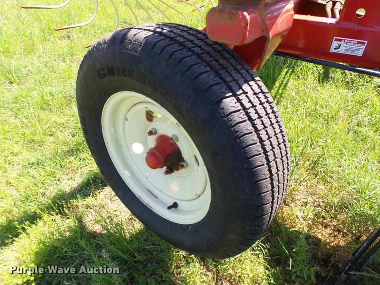 image for item DB4011 H&S BF16 hay rake