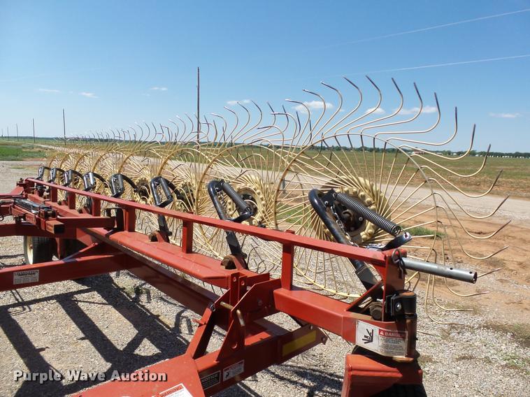 image for item DB4012 H&S BF16 hay rake