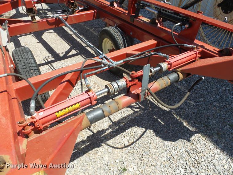 image for item DB4012 H&S BF16 hay rake