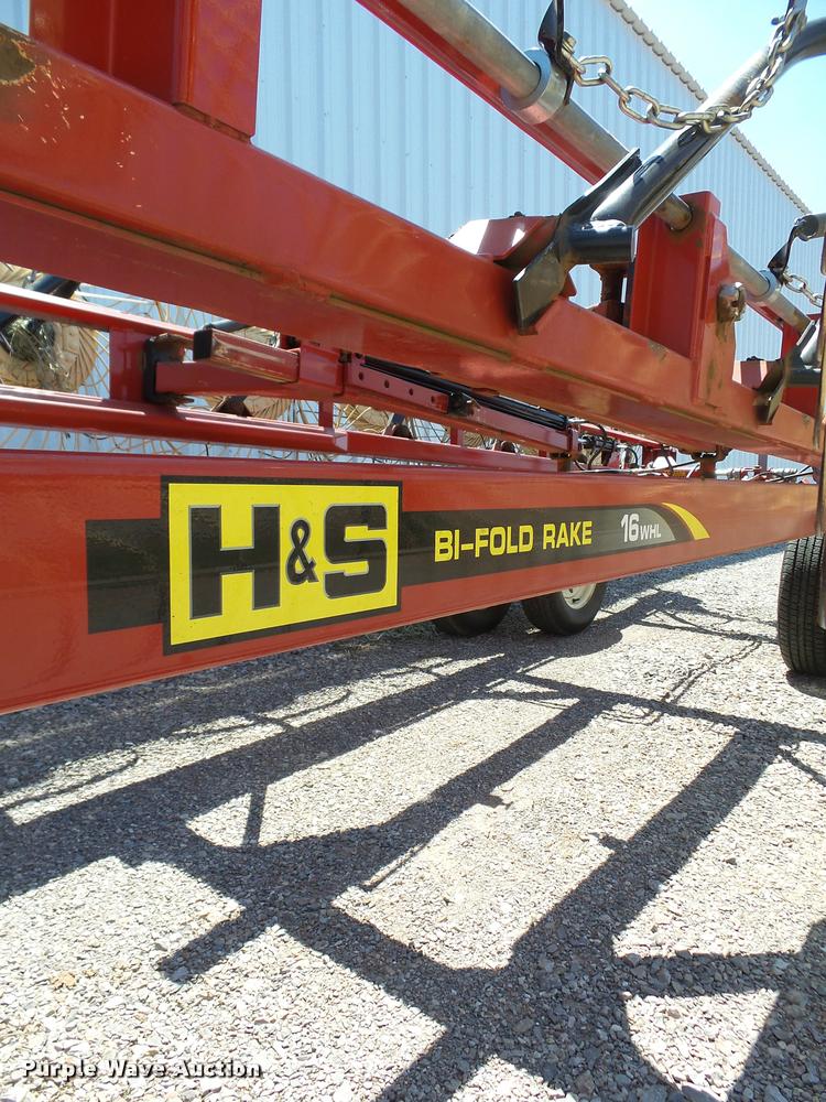 image for item DB4012 H&S BF16 hay rake