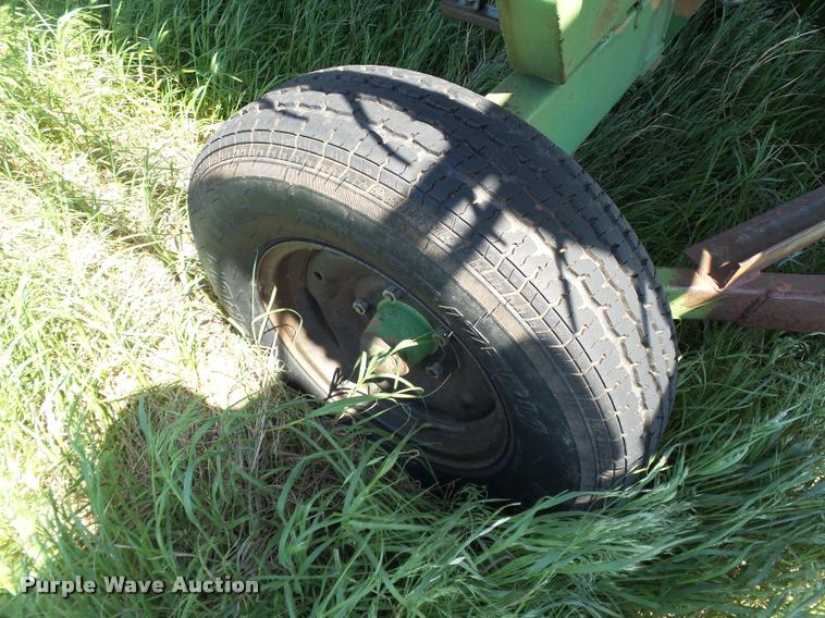 image for item DB4015 1998 John Deere 925 flex head